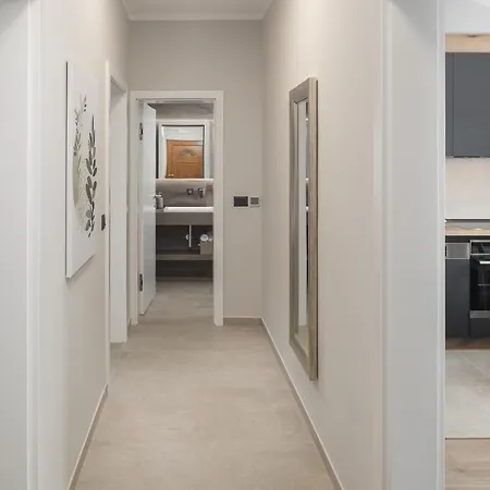Alena Apartment
