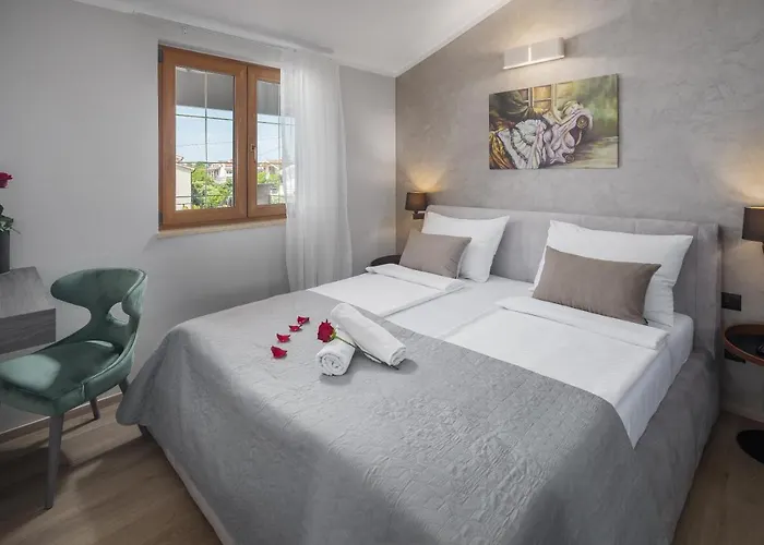 Alena * Πόρετς