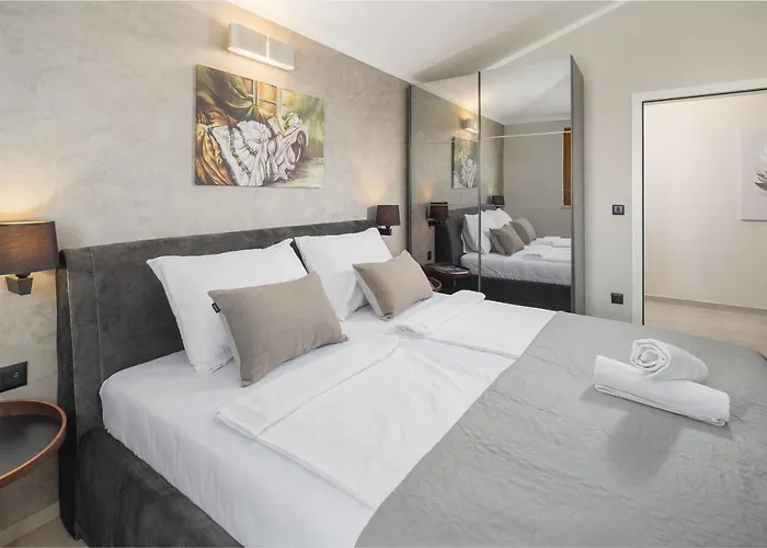 Alena Appartement *