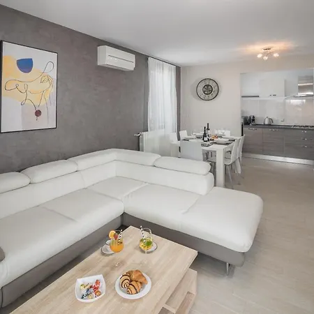 Appartement Alena *